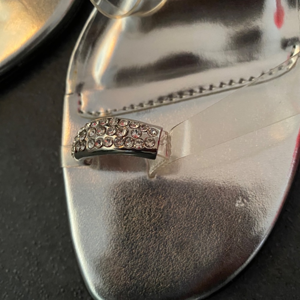 Shoes - Picture 2 of 3